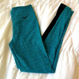 Nike dry fit leggings